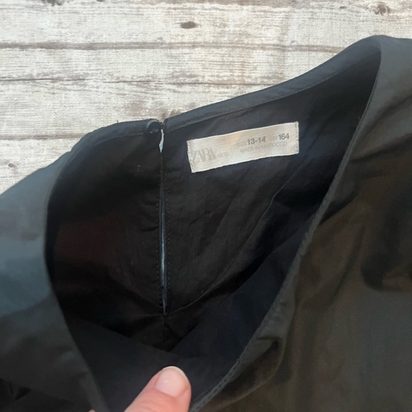 Black Zara dress with mesh sleeves - Picture 3 of 4